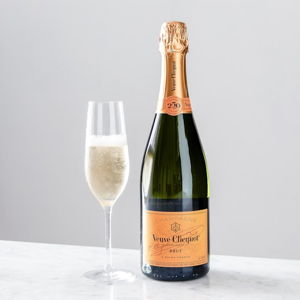 Veuve Clicquot Yellow Label Brut Champagne