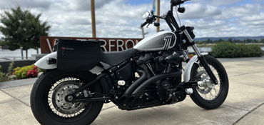 2021 HARLEY-DAVIDSON STREET BOB 114 motorcycle for rent near Washougal, WA