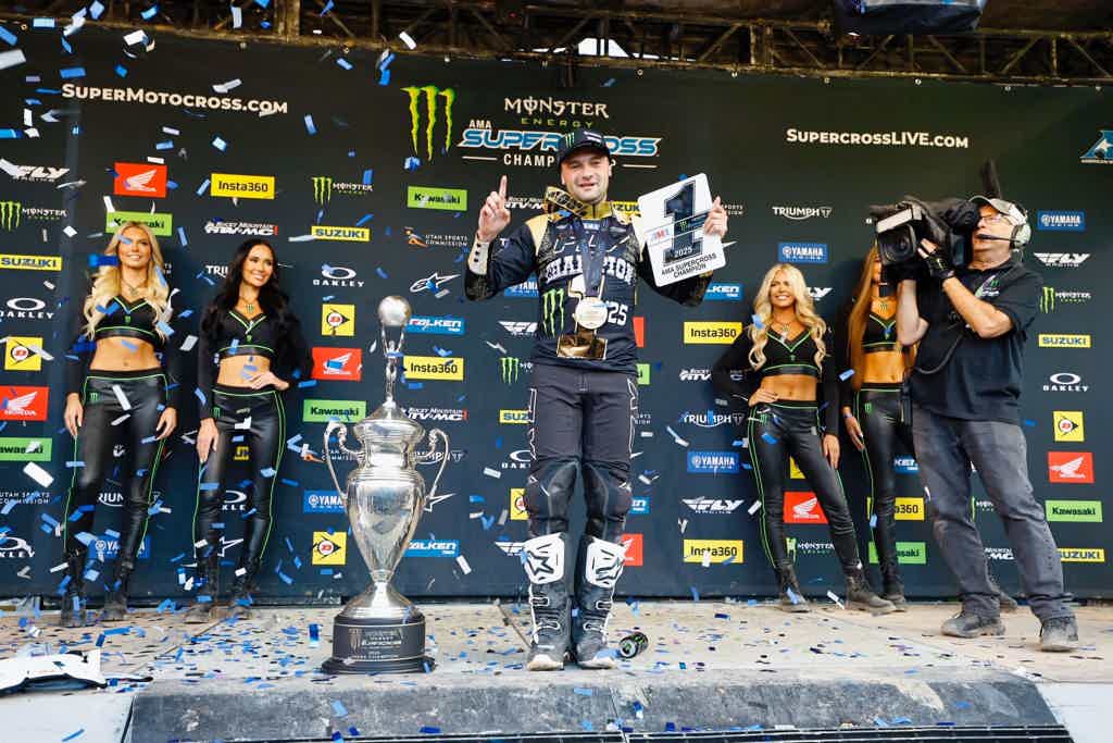 Webb campeon AMA Supercross 450SX 2025.