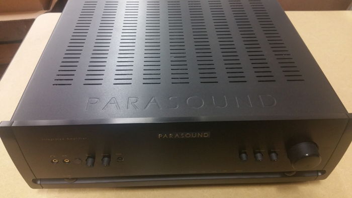 Parasound Halo Integrated integrated amplifier