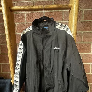 Veste coupe vent Adidas