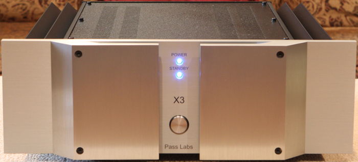 PASS LABS X3 3 CHANNEL POWER AMP