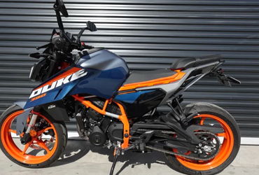 2024 KTM 390 DUKE motorcycle for rent near Venice, CA