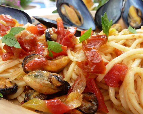 Corsi di cucina Gallipoli: Spaghetti, sapore di mare e la spiaggia di Gallipoli