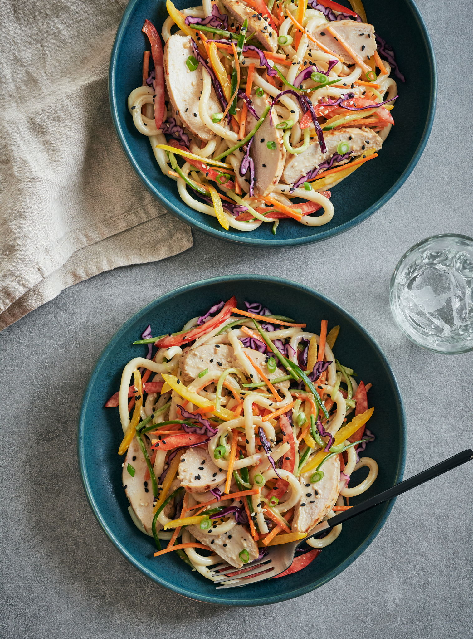 Udon Noodle Salad with Miso and Ginger Chicken | RICARDO