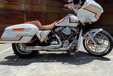 2018 HARLEY-DAVIDSON FLTRX ROAD GLIDE motorcycle for rent near Scottsdale, AZ