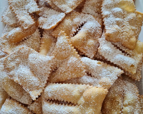 Cooking classes Como: Carnival in the kitchen with chiacchiere