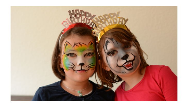 zwei happy birthday bemalungen
