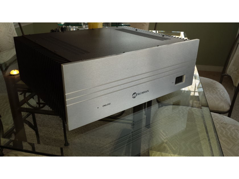 McCormack DNA-250 Stereo Amplifier