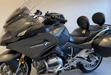 2014 BMW R 1200 RT motorcycle for rent near Commerce Charter Twp, MI