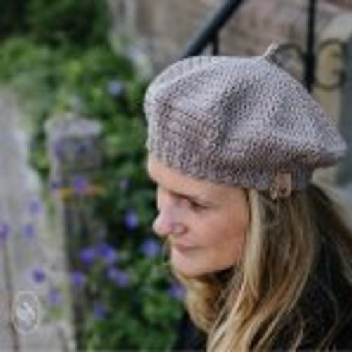 Gratis Haakpatroon voor een Stijlvolle Dames Baret - PDF - Gratis Download