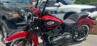 2022 HARLEY-DAVIDSON HERITAGE CLASSIC 114 motorcycle for rent near Gatlinburg, TN