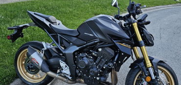 2025 HONDA CB1000 HORNET SP motorcycle for rent near Streamwood, IL