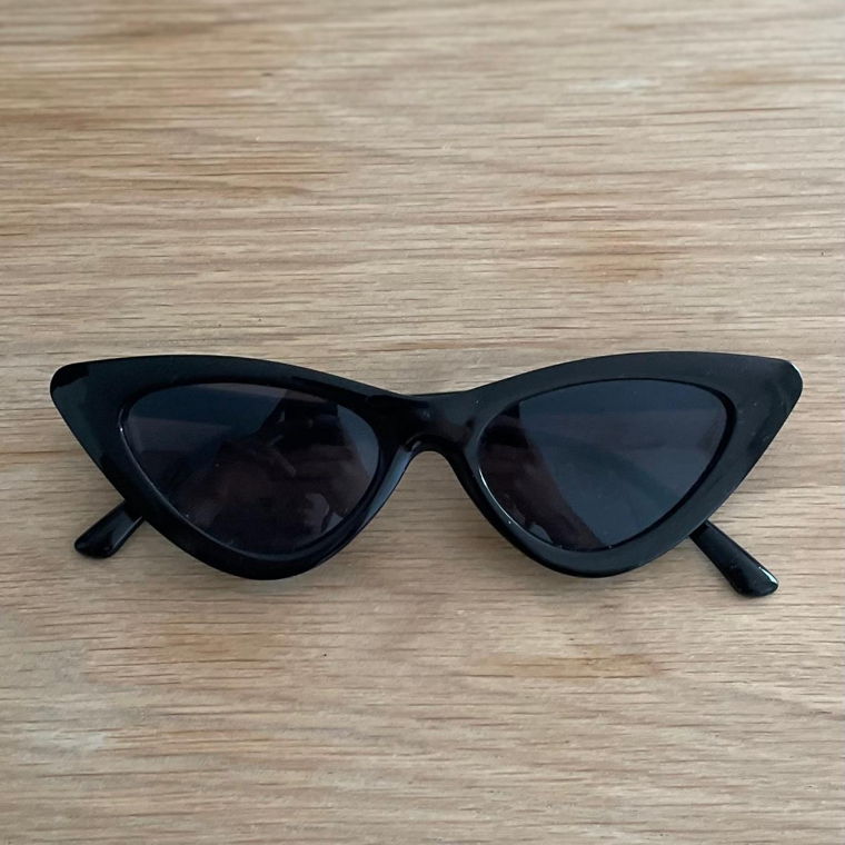 Cat eye Sunglasses