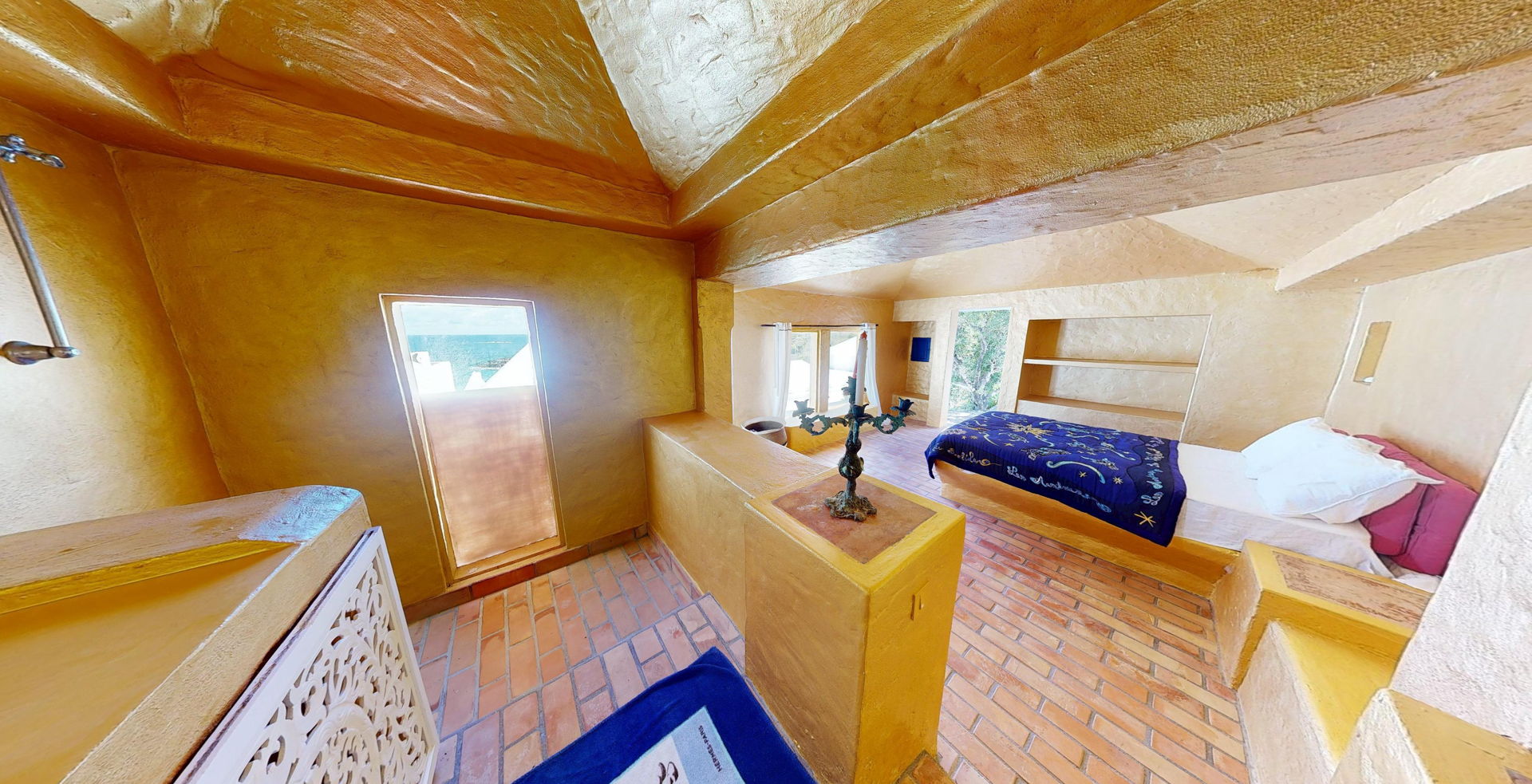 Slideshow image