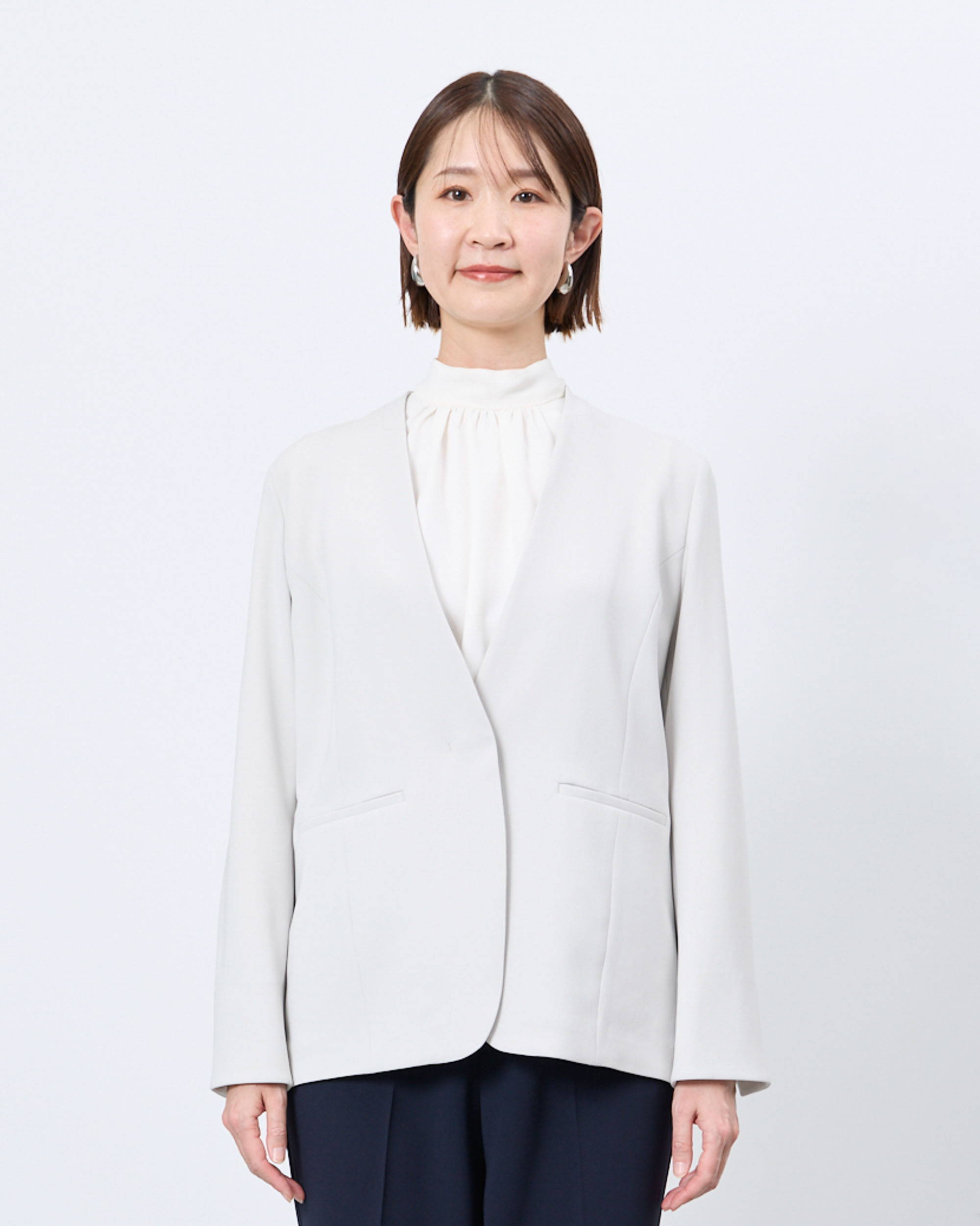 ノーカラージャケット（リニューアル）着用レビュー