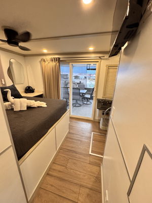Boat Image 59