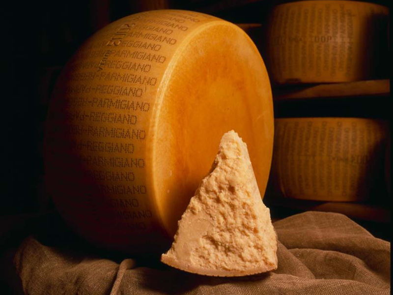 Food & Wine Tours Parma: Parma Tasty Food Walk