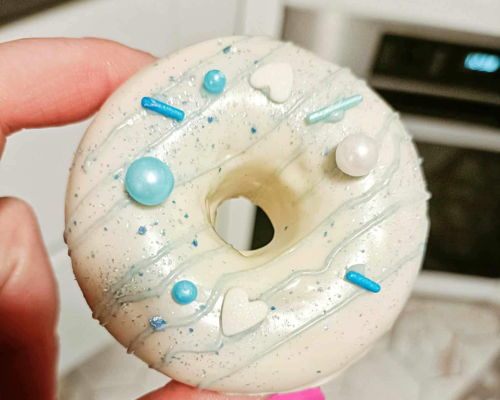 Cooking classes Piano di Sorrento: Decorated donuts and popsicles