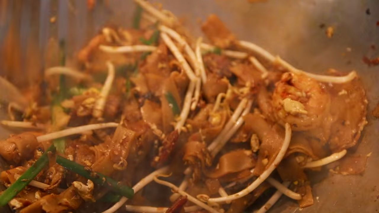 Penang Char Kuey Teow Southeast Asian Recipes Nyonya Cooking