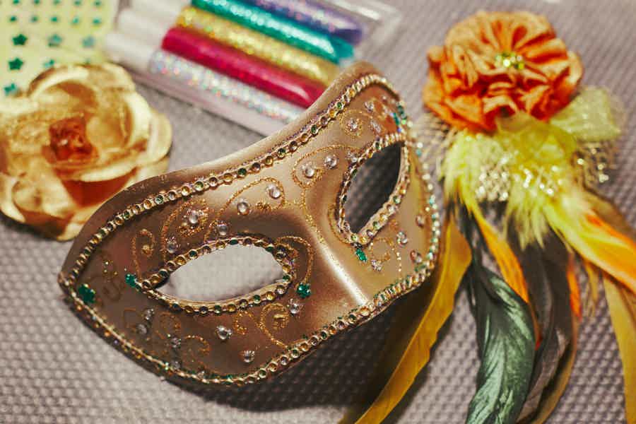 Magic Mask Decoration Class - photo 5