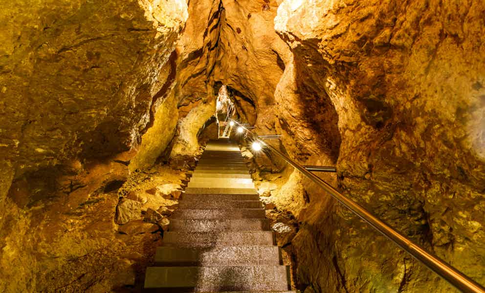 Buda Castle Cave Tour - photo 3