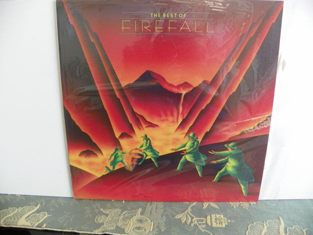FIREFALL - THE BEST OF Near Mint/Price Reduction