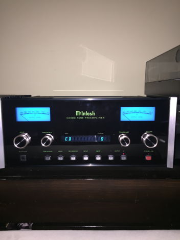 McIntosh C-2300 Pre-Mint Condition with NOS Amperex Tubes