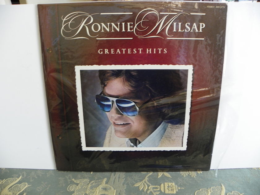 RONNIE MILSAP - GREATEST HITS  1ST EDITION NM
