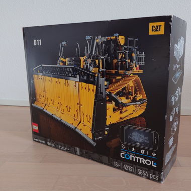 LEGO 42131 CAT D11 NEU & OVP!