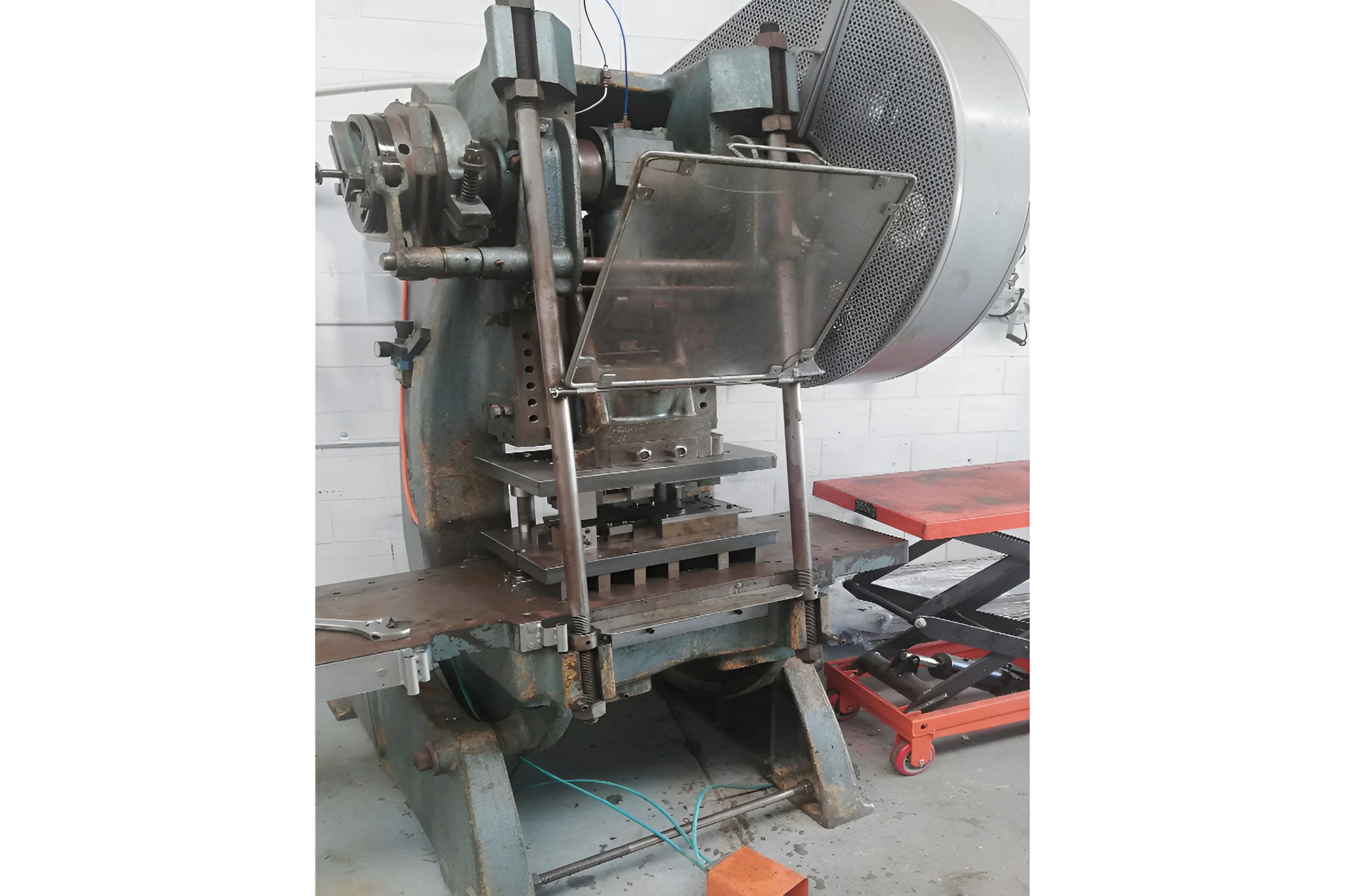 ACCELERATED TOOLING SOLUTIONS