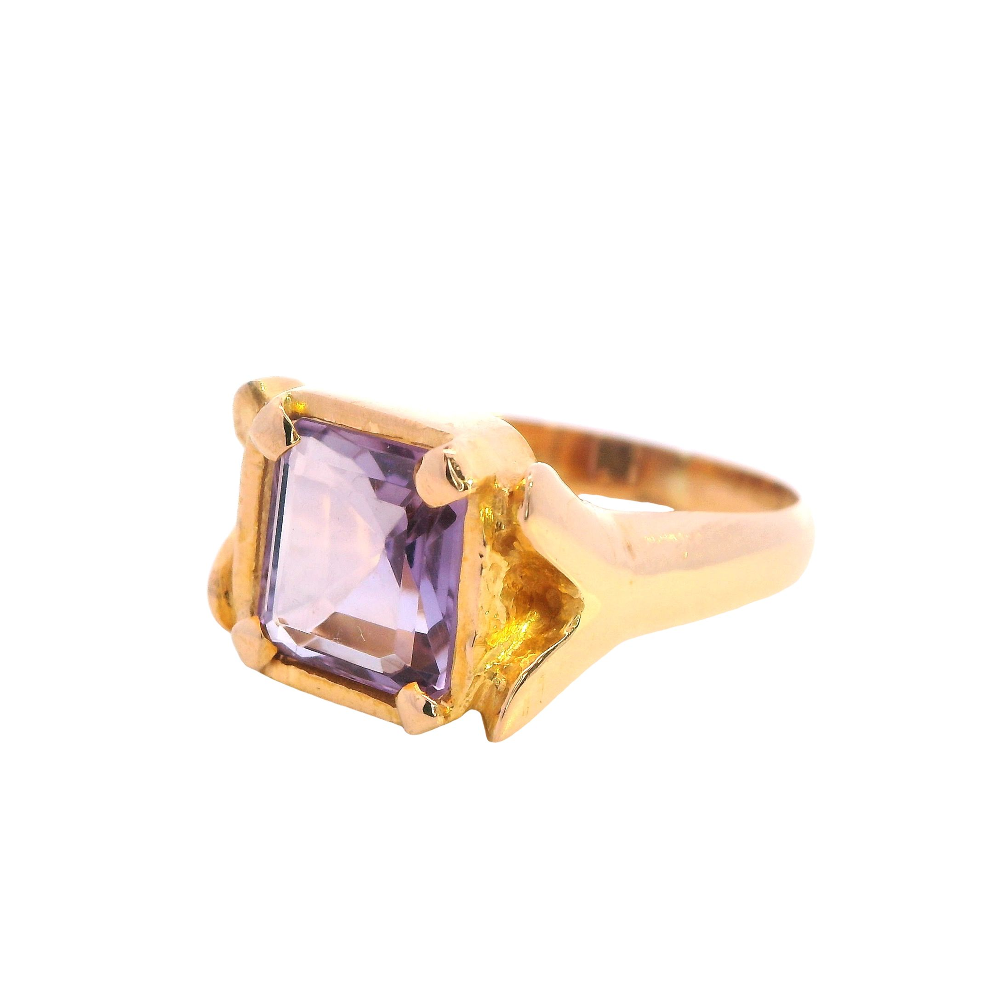 21ct Yellow Gold Amethyst Ring - Image 3