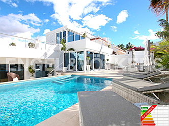  Costa Adeje
- Property for sale in Tenerife: Villa for sale in San Eugenio Bajo, Costa Adeje, Tenerife South
