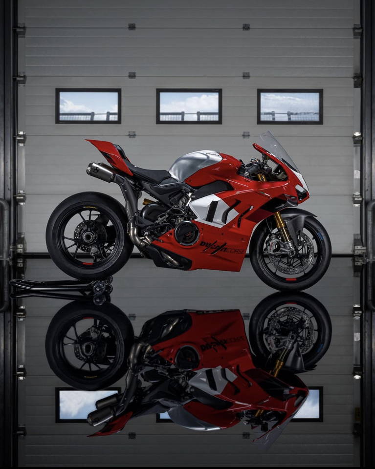 Ducate Panigale V4
