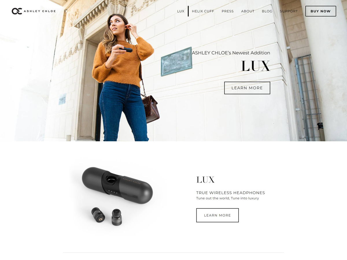 Screenshot of Ashley Chloe, from the squarespace ecommerce examples collection.