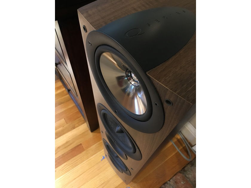KEF iQ9 Stunning Loudspeakers