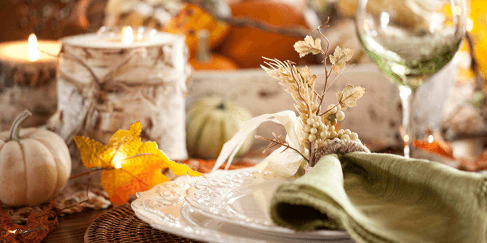 Fall-inspired table setting.