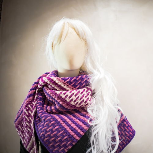 BERENICE SHAWL wordt vertaald naar NL als BERENICE SJAAL.