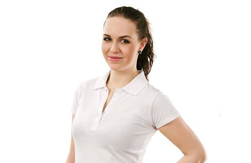 Poloshirts  Poloshirts sind beliebt für Freizeit, Sport und auch in der Abeitswelt. Wir sind in der Lage Ihre Shirts innert kürzester Zeit mit einer Bestickung oder einem Druck zu veredeln.  Da wir eine gut ausgestattete Produktionsstätte in der Schweiz betreiben, können wir jeden Auftrag für Sie innert kürzester Zeit durchführen.  Lassen Sie sich über die Möglichkeiten unverbindlich beraten.