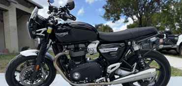 2020 TRIUMPH SPEED TWIN 1200 motorcycle for rent near Plantation, FL