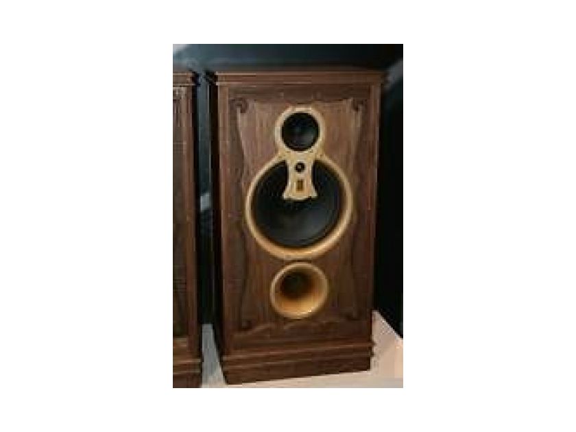 Swans Speakers F10 PAIR, VERY ORNATE AND GORGEOUS STATELY LOOK & SOUND!!!  70% OFF!!!