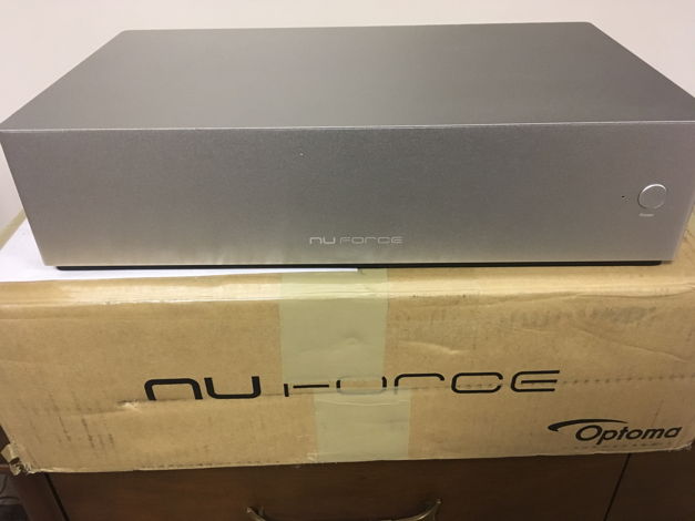 NuForce STA200 Amplifier
