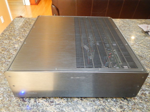Krell S-1500  5CH Amplifier