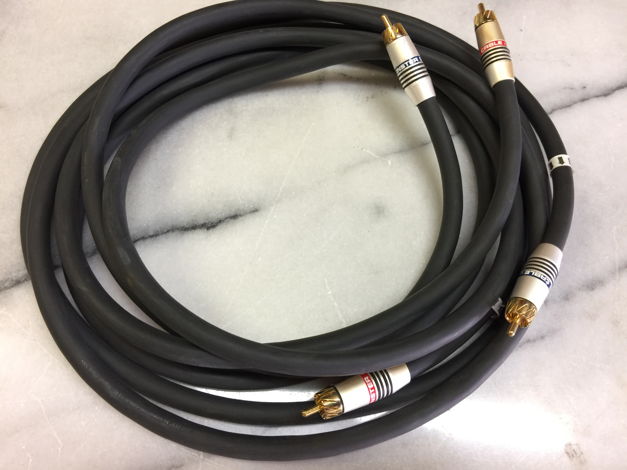 Monster Cable M1000I RCA Interconnects - (2) meter pair