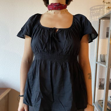 Cute blouse