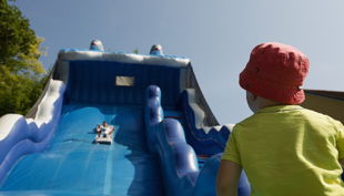 schloss thurn riesenrutsche