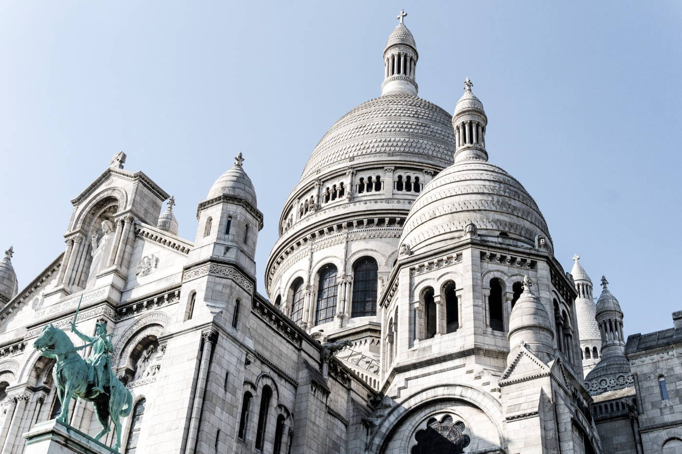 Le Sacré Coeur à Montmartre, proche de la nouvelle boutique de vélo électriques ShiftBikes