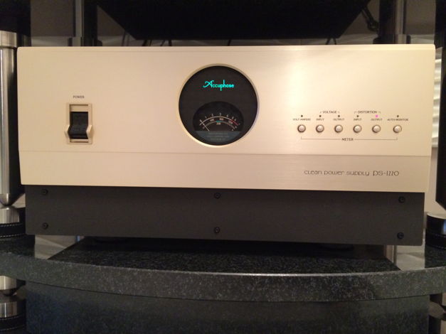 Accuphase PS-1220 (230V) Clean Power Supply (Like NEW !)