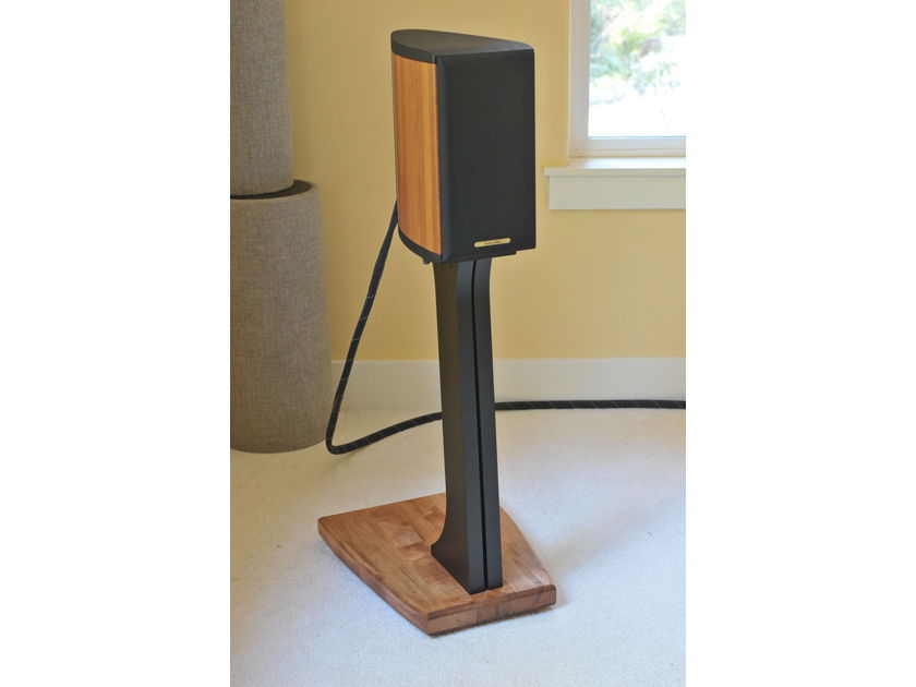 Sonus Faber Liuto monitor wood in cherry with stands