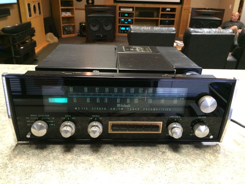 McIntosh MX-113 Preamp/AM-FM Tuner, A hi-fi Classic!